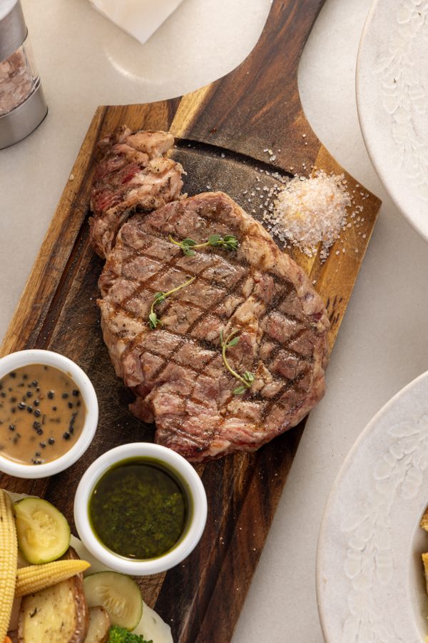 Black Angus Antrikot steak